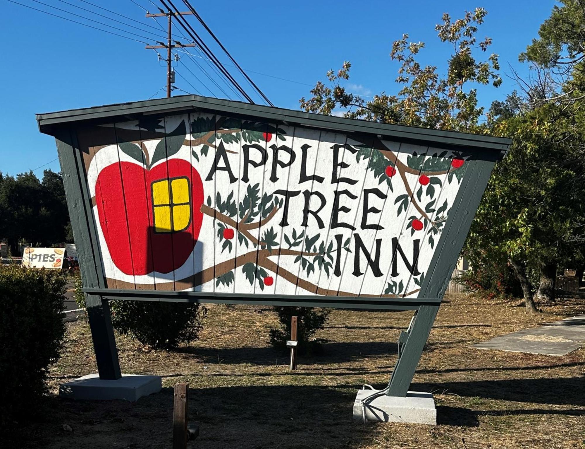 Apple Tree Inn Julian Luaran gambar